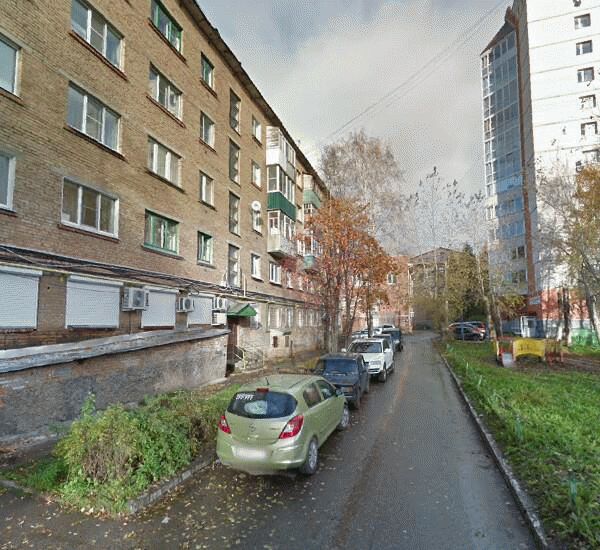 Банкомат Совкомбана по адресу ул. Коммунистическая,  д. 31